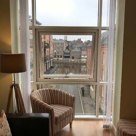 Centre Skeldergate 2 Bed With Parking 公寓 约克